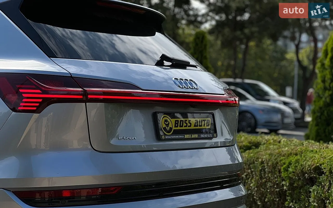 2019 Audi e-tron - мініатюра 35