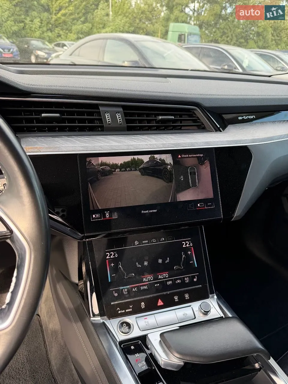 2020 Audi e-tron - мініатюра 29
