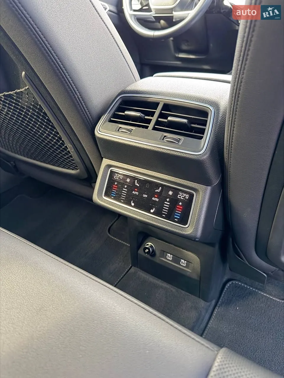 2020 Audi e-tron - мініатюра 37