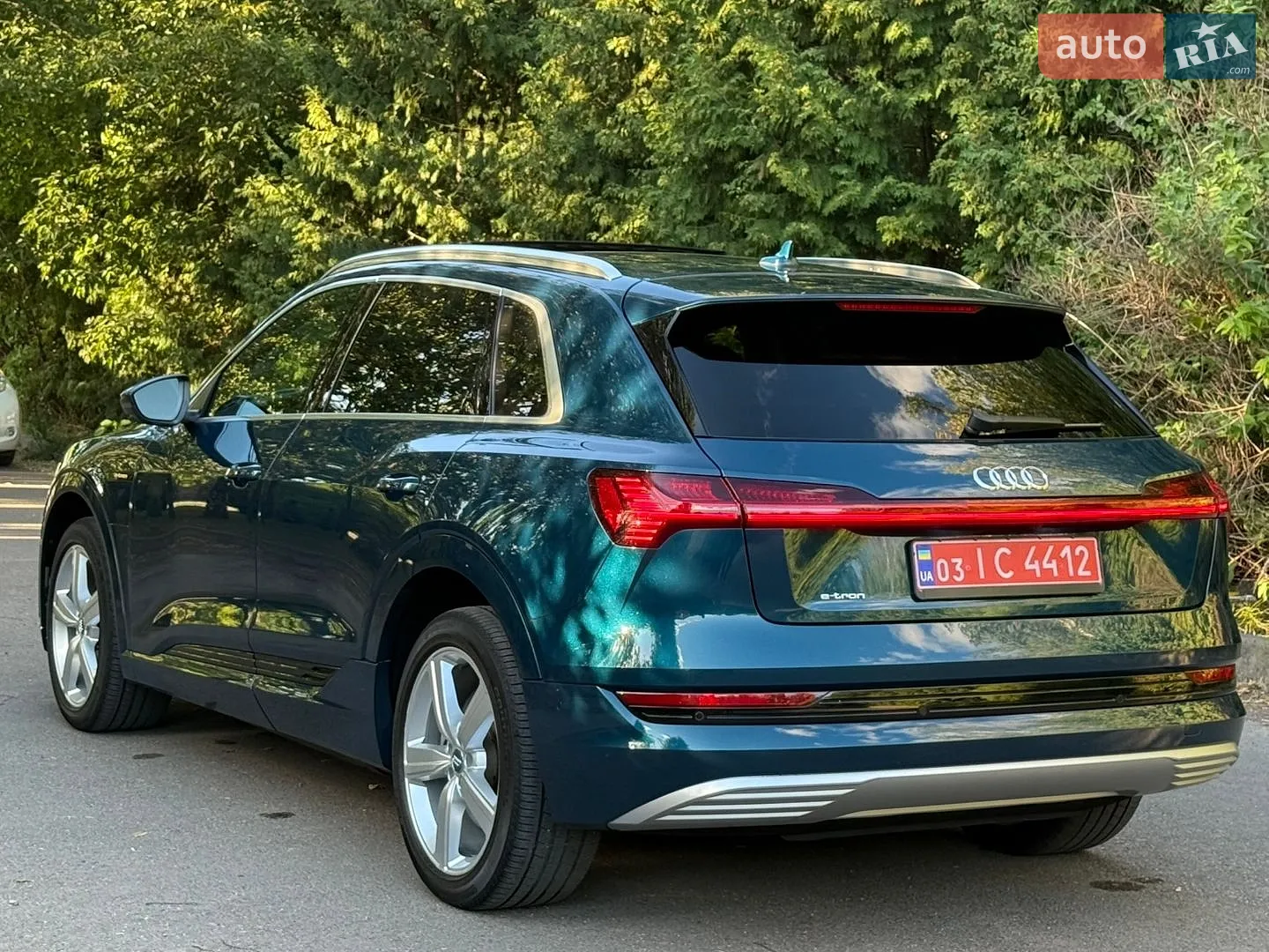 2020 Audi e-tron - мініатюра 16