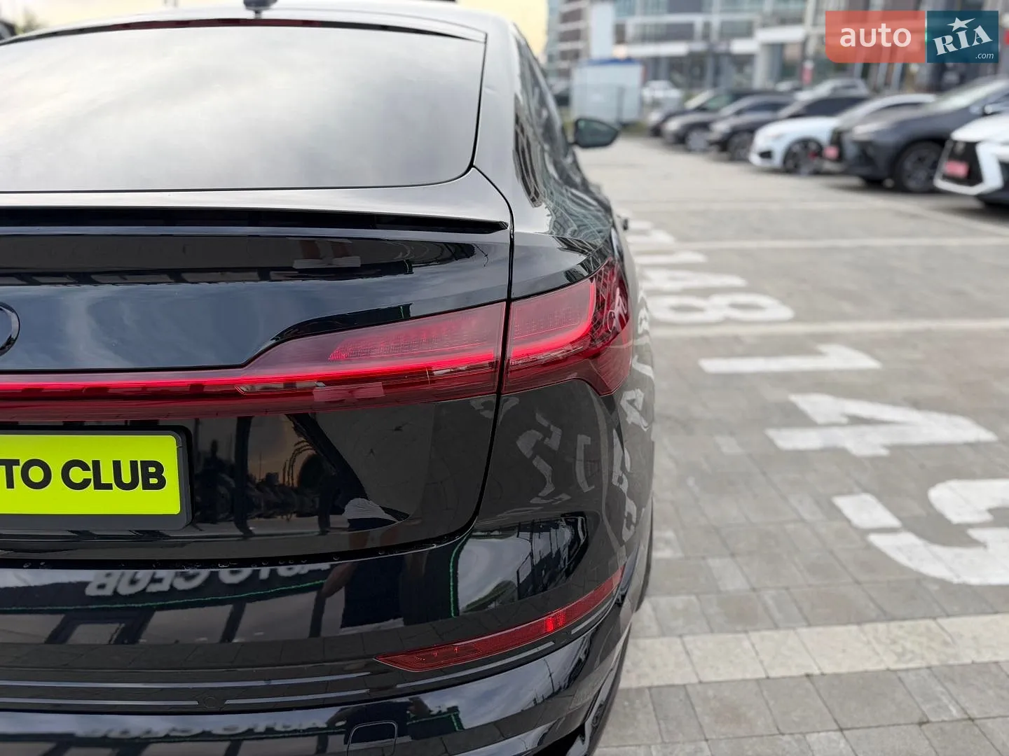 2021 Audi e-tron - мініатюра 9