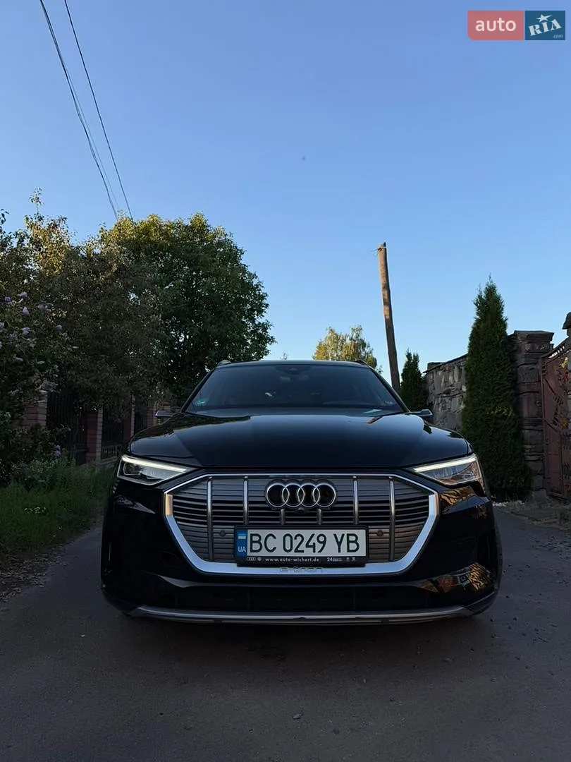 2019 Audi e-tron - мініатюра 3