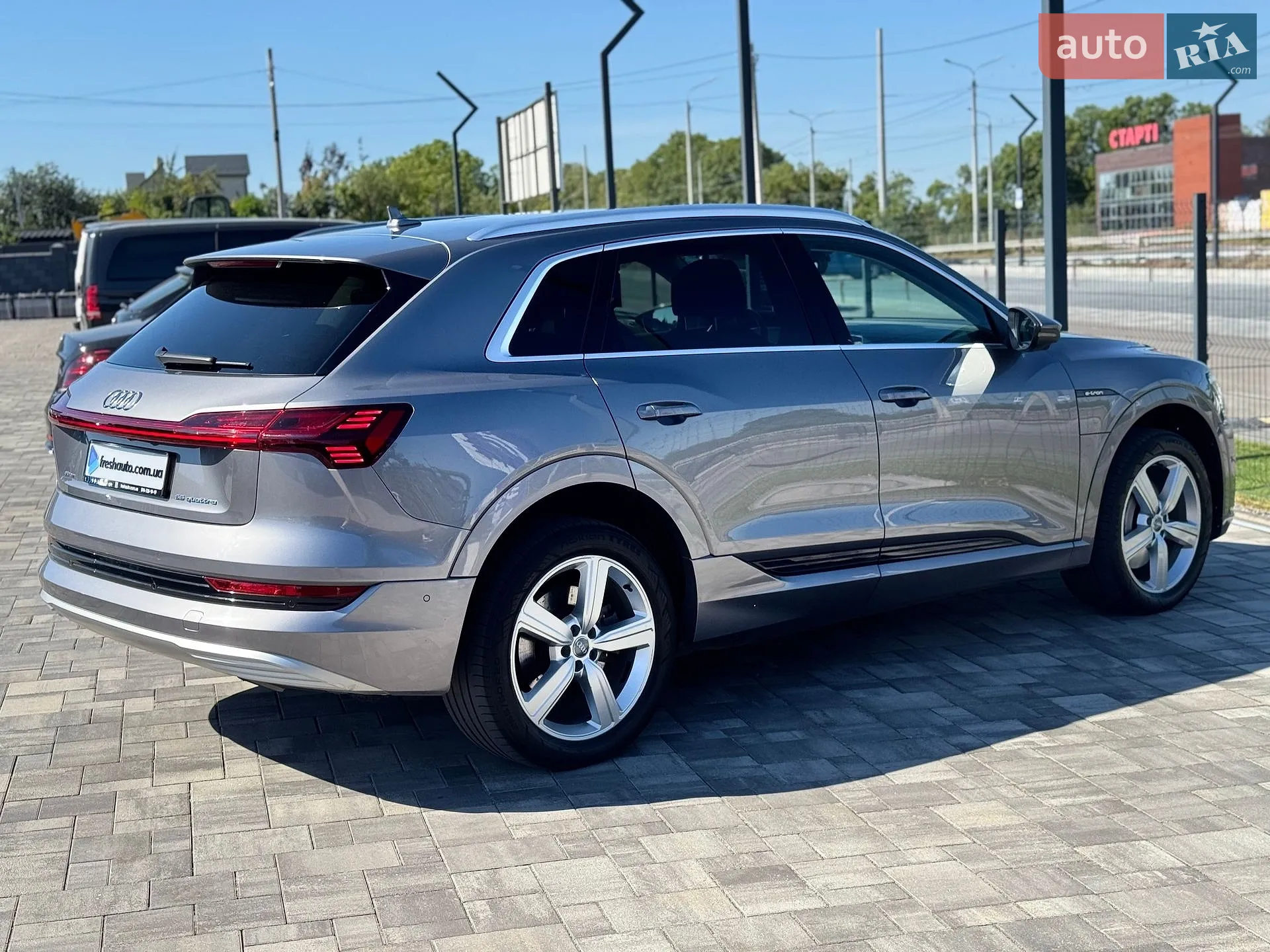 2019 Audi e-tron - мініатюра 4