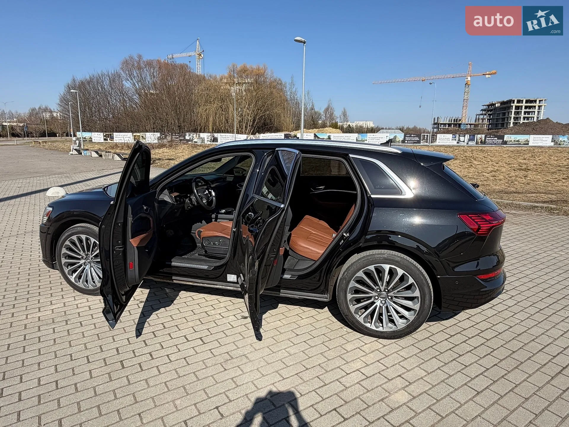 2019 Audi e-tron - мініатюра 10