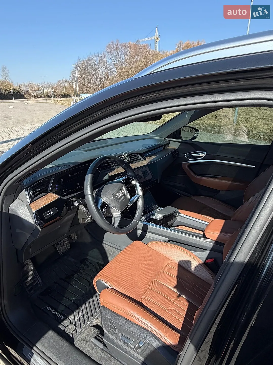 2019 Audi e-tron - мініатюра 11