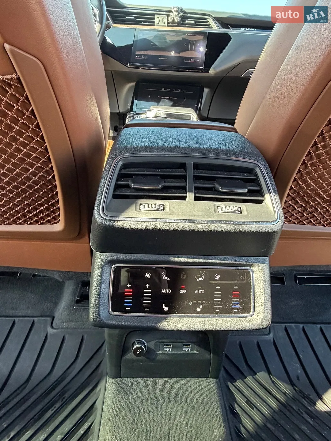 2019 Audi e-tron - мініатюра 18