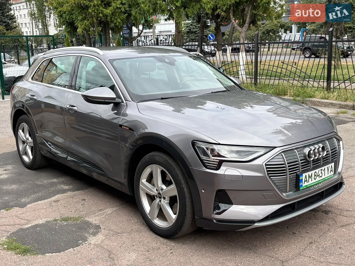 2020 Audi e-tron - мініатюра 6