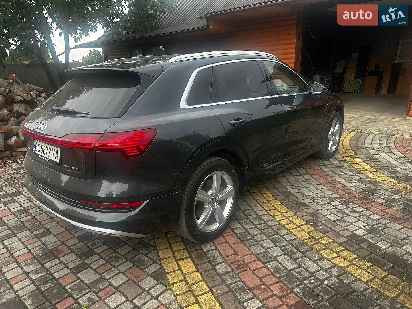 2021 Audi e-tron - мініатюра 11