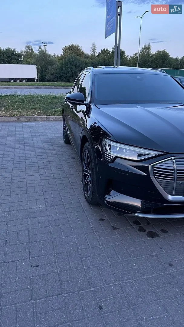 2019 Audi e-tron - мініатюра 6