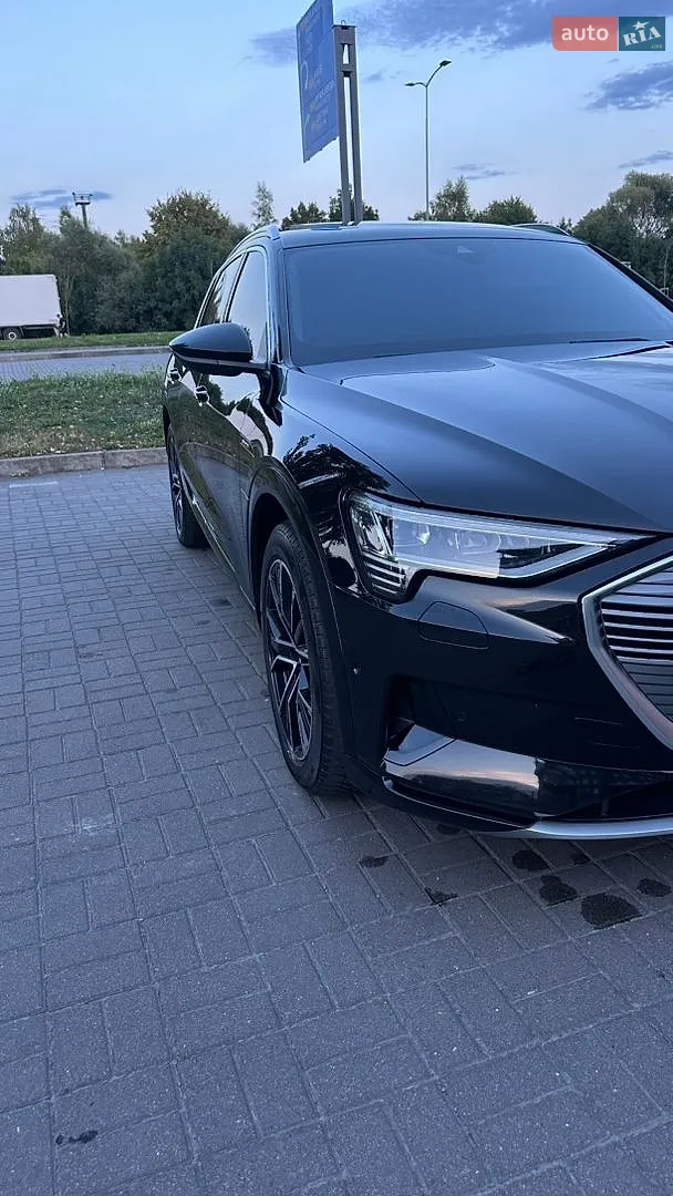 2019 Audi e-tron - мініатюра 8