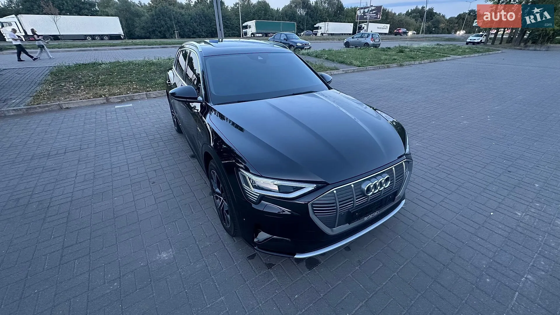 2019 Audi e-tron - мініатюра 12