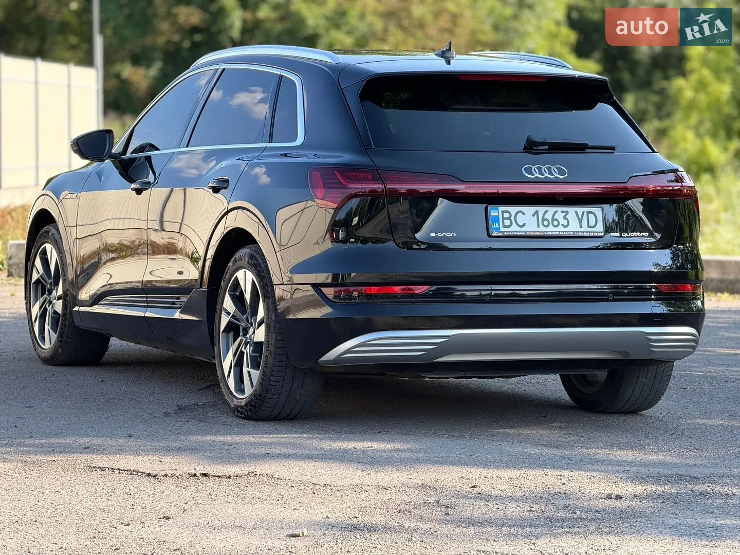 2019 Audi e-tron - мініатюра 22