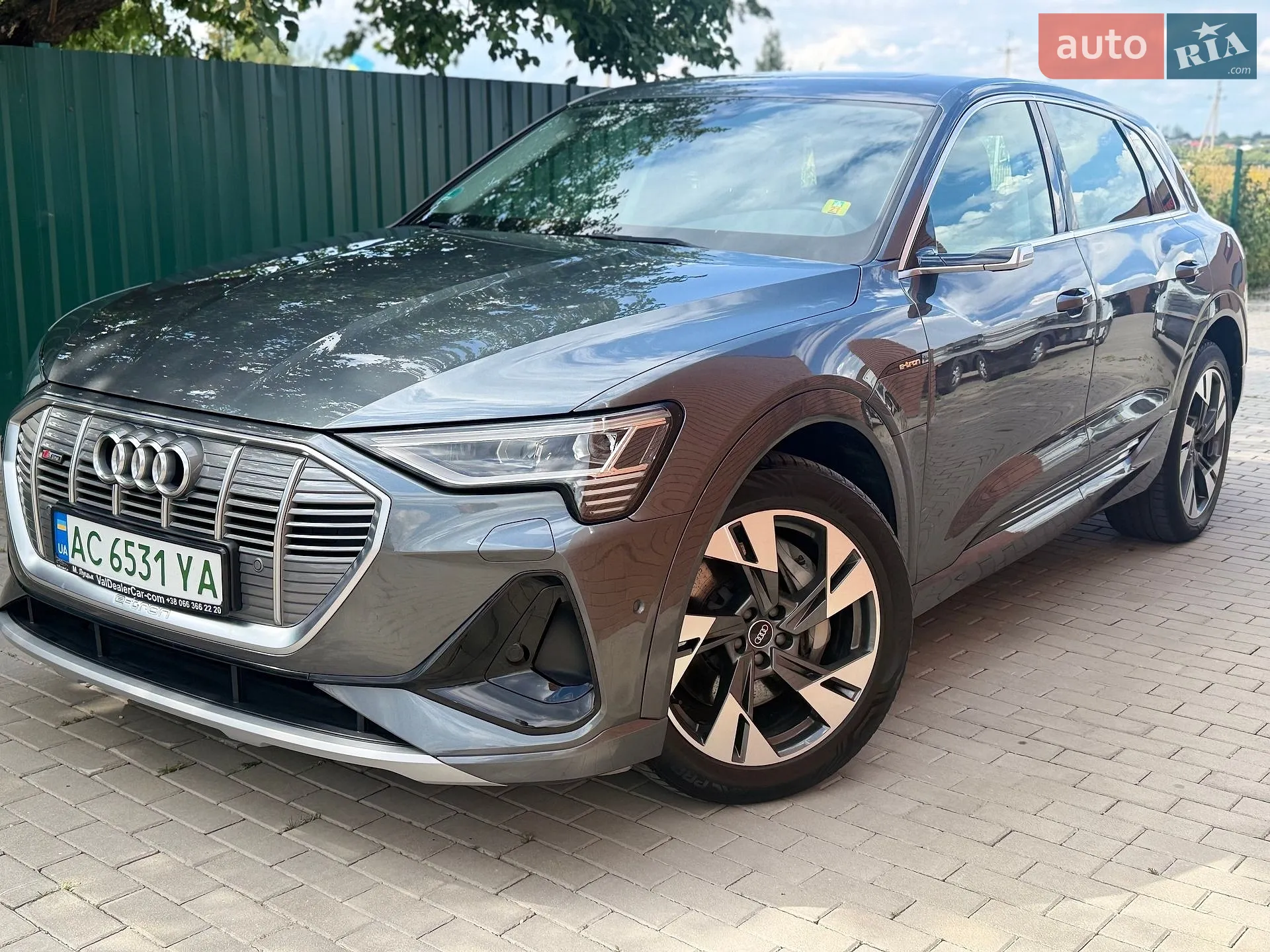 2021 Audi e-tron - мініатюра 8