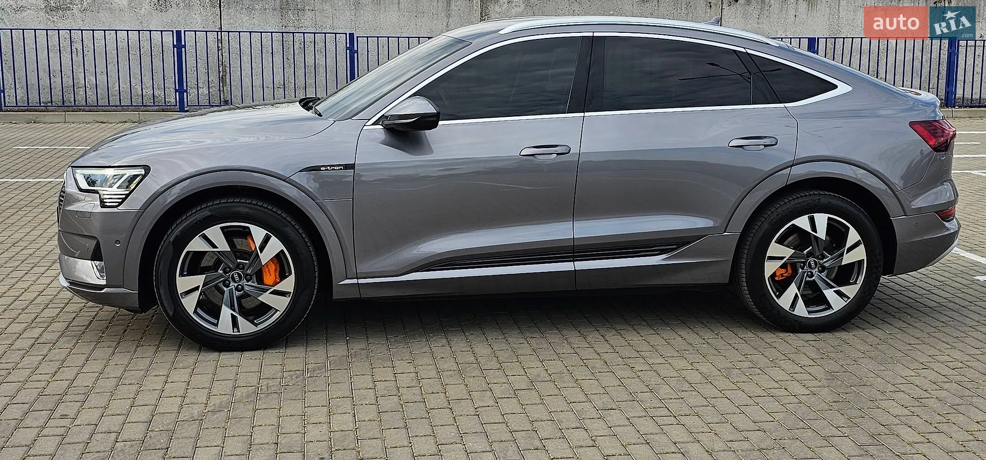 2020 Audi e-tron - мініатюра 23