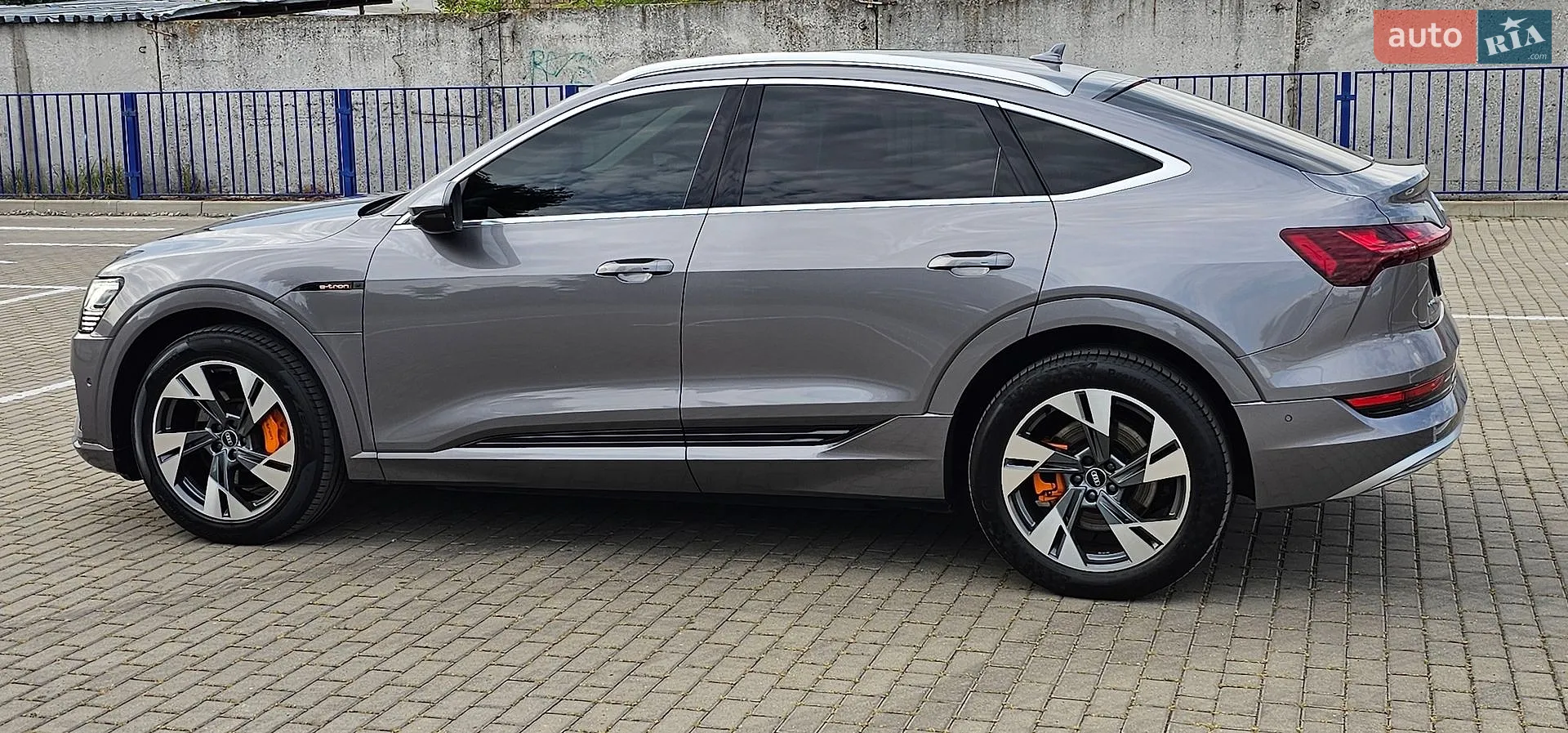 2020 Audi e-tron - мініатюра 26