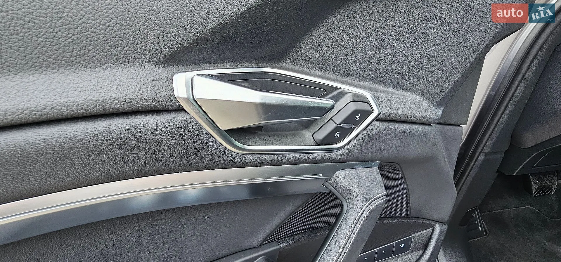 2020 Audi e-tron - мініатюра 98
