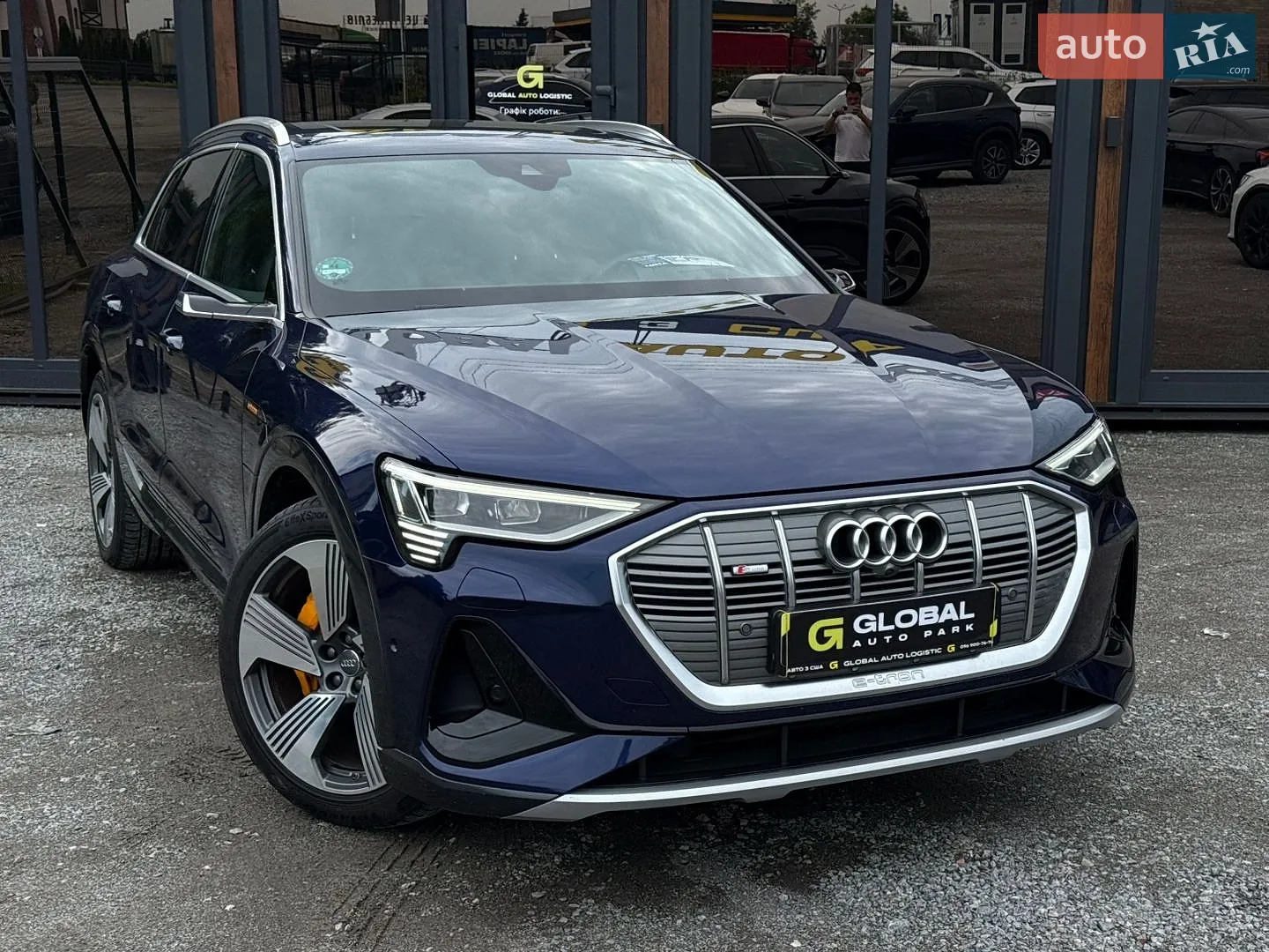 2020 Audi e-tron - мініатюра 3