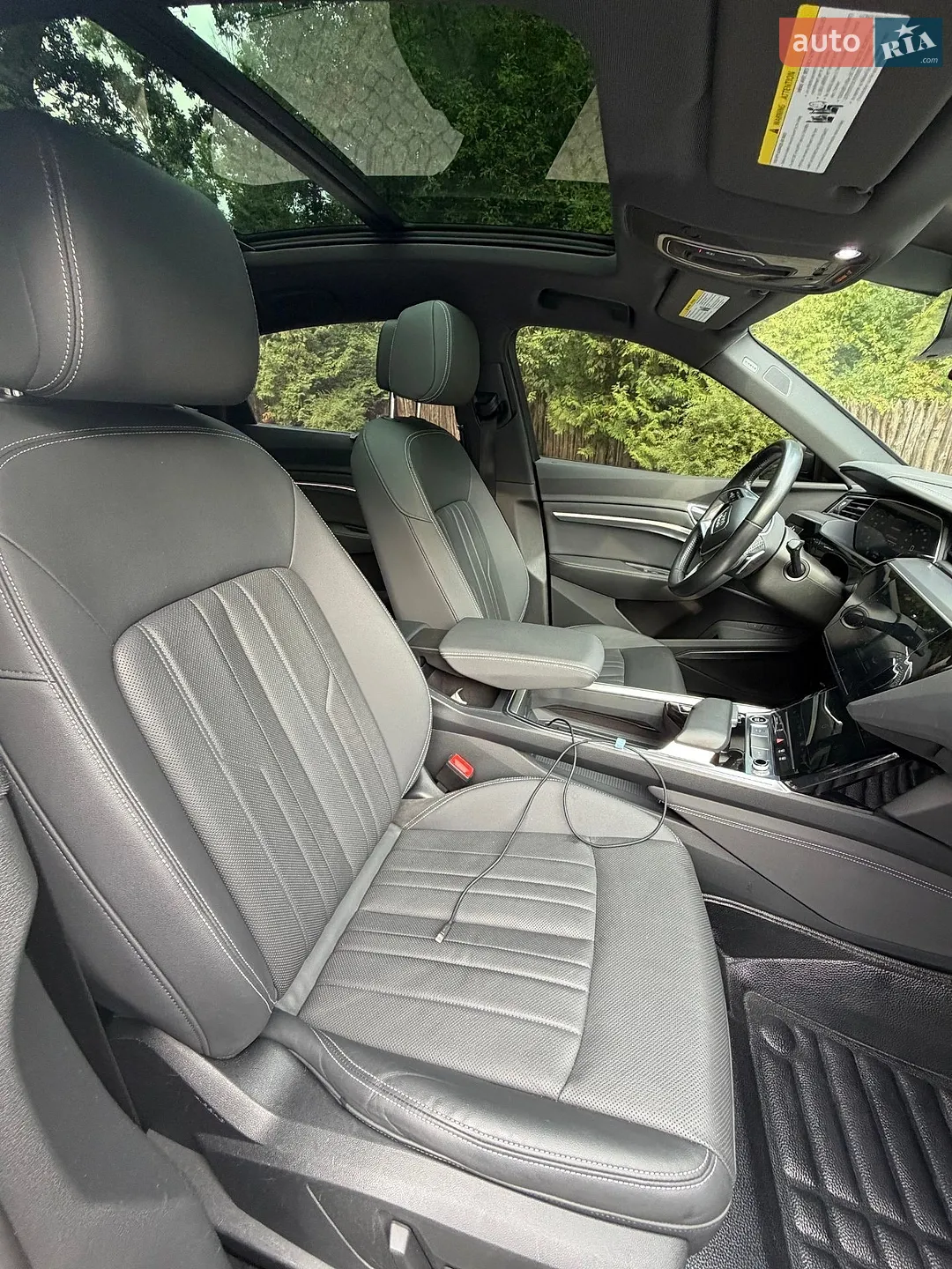 2020 Audi e-tron - мініатюра 11