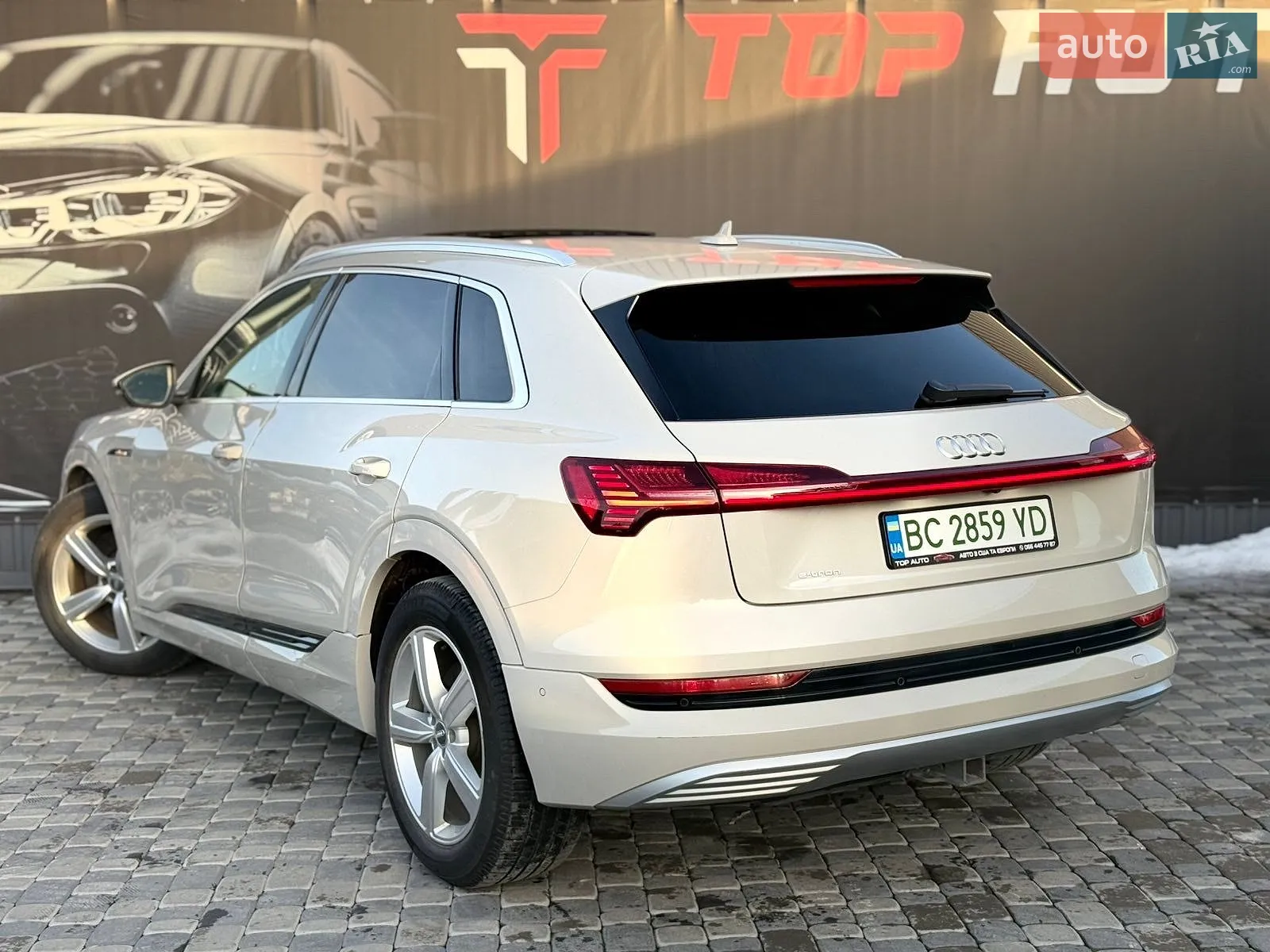 2019 Audi e-tron - мініатюра 24