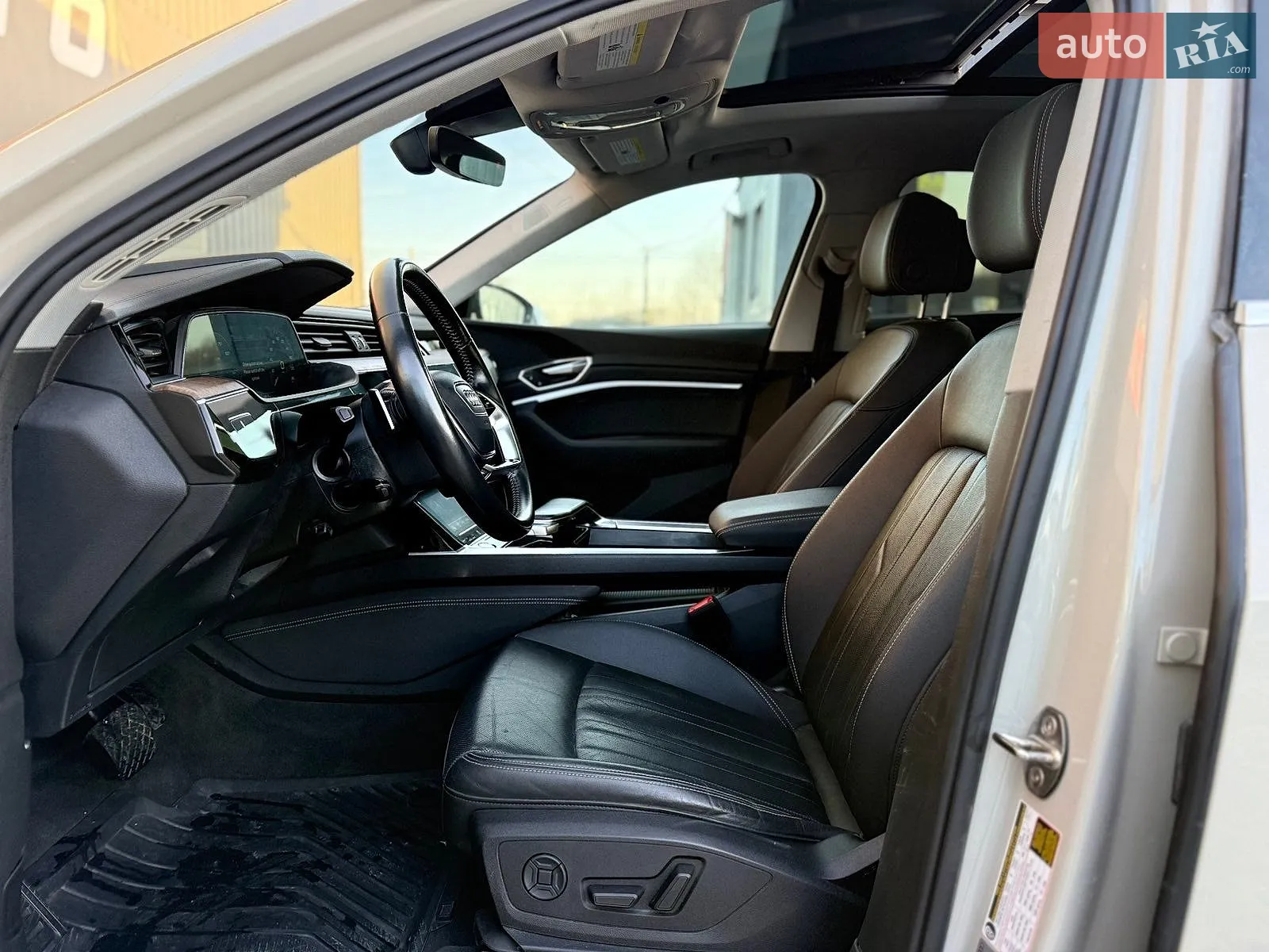 2019 Audi e-tron - мініатюра 55