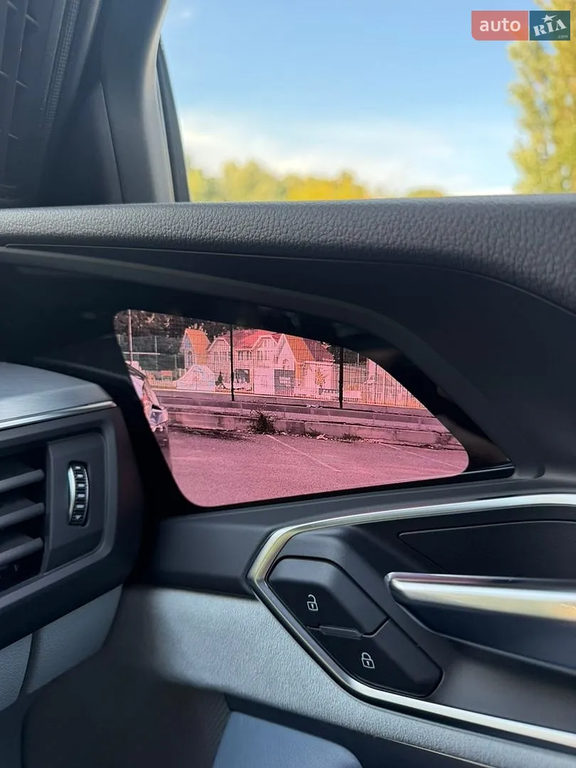 2020 Audi e-tron - мініатюра 22