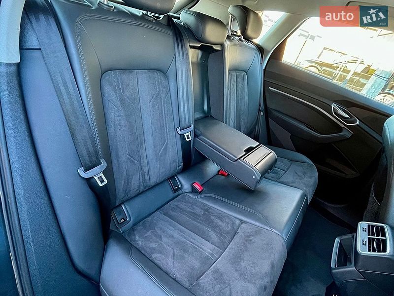 Внедорожник / Кроссовер Audi e-tron 2020 в Львове