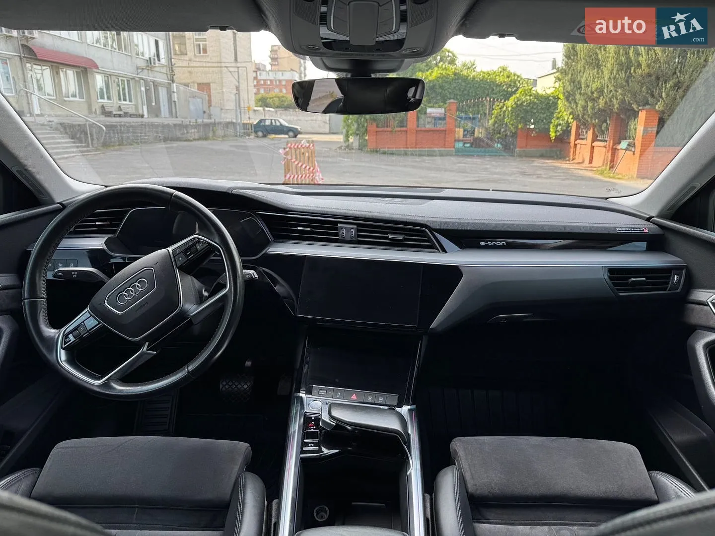 2019 Audi e-tron - мініатюра 30