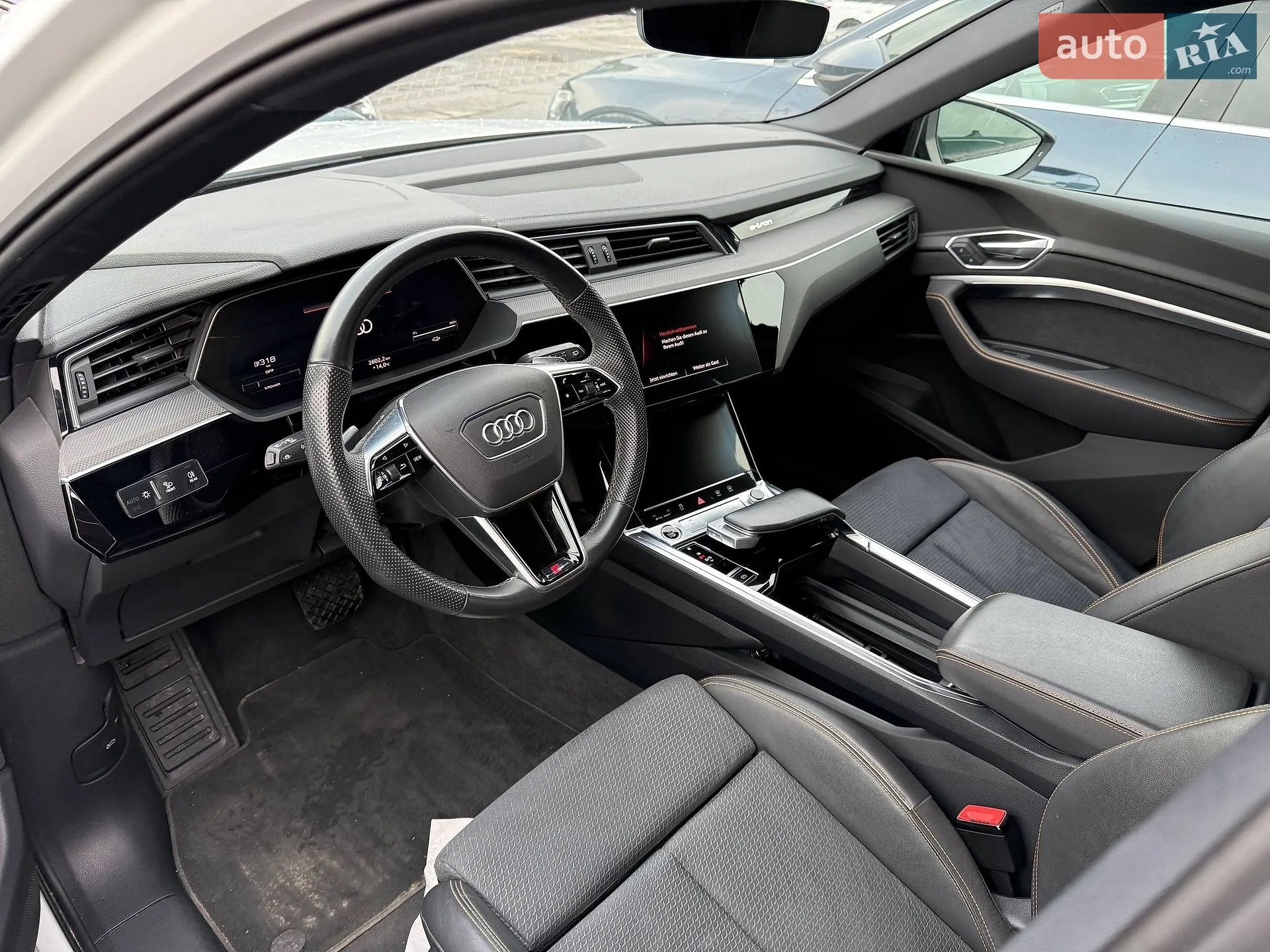 2021 Audi e-tron - мініатюра 25