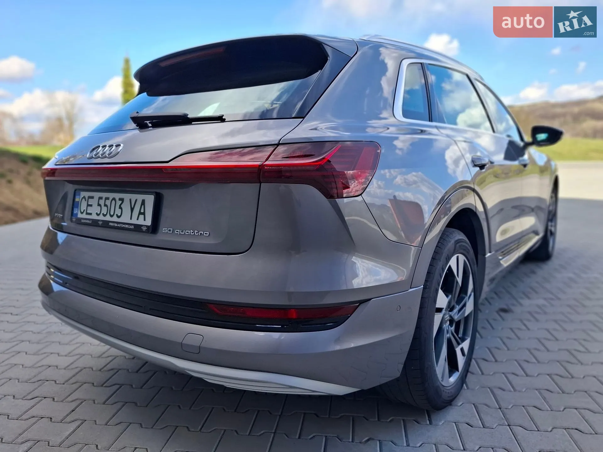 2020 Audi e-tron - мініатюра 5