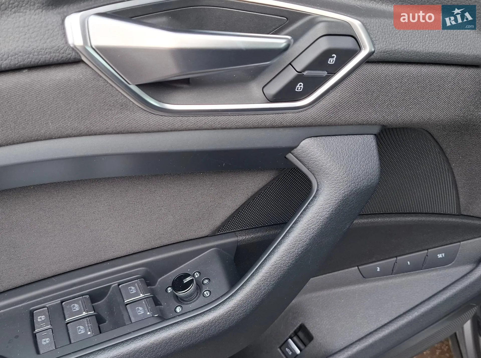 2020 Audi e-tron - мініатюра 18