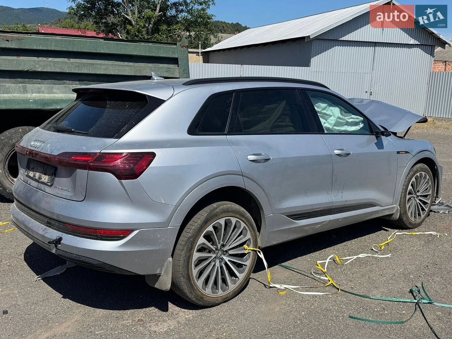 2020 Audi e-tron - мініатюра 3