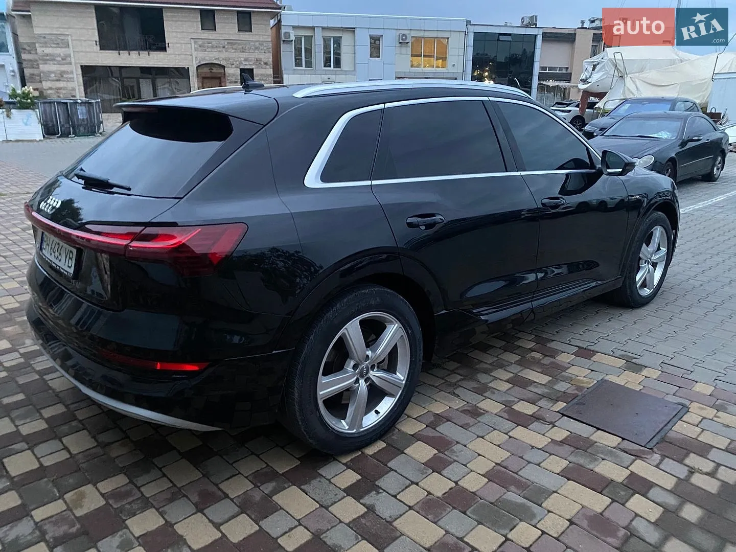2019 Audi e-tron - мініатюра 3