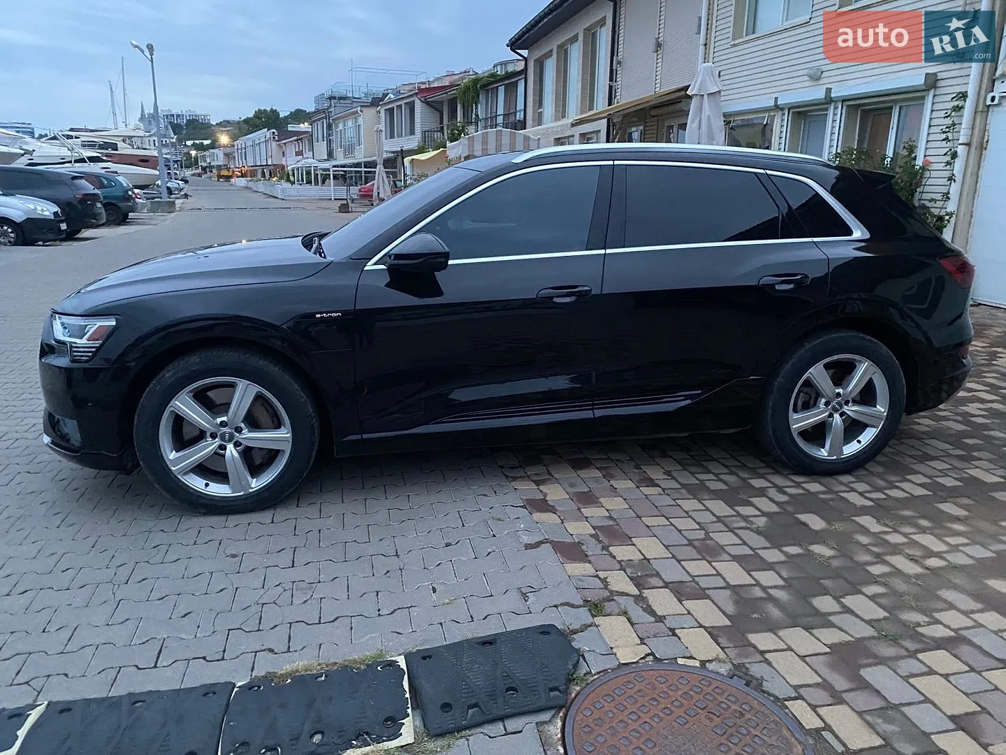 2019 Audi e-tron - мініатюра 8