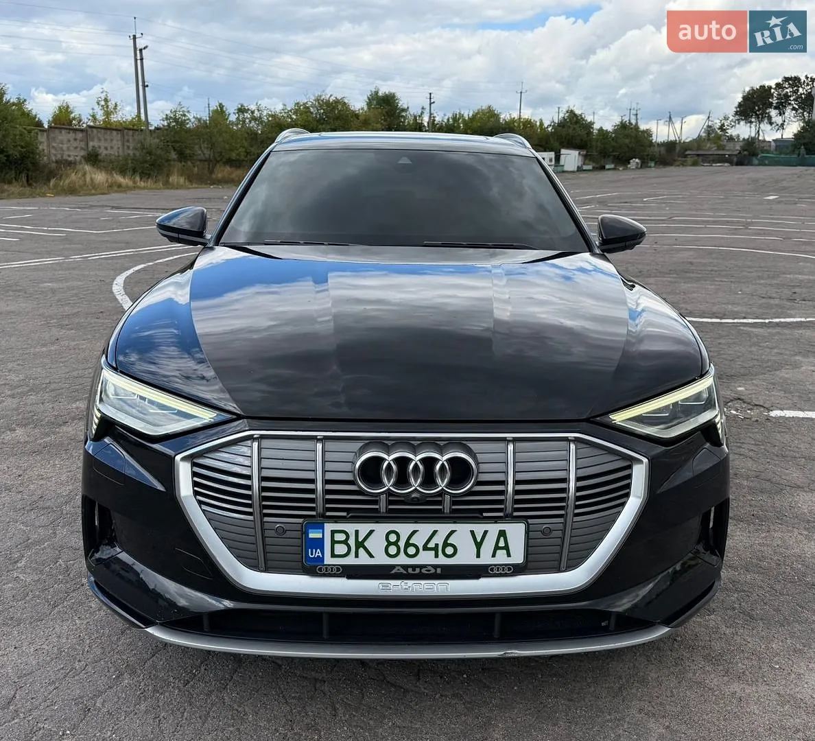 2019 Audi e-tron - мініатюра 2