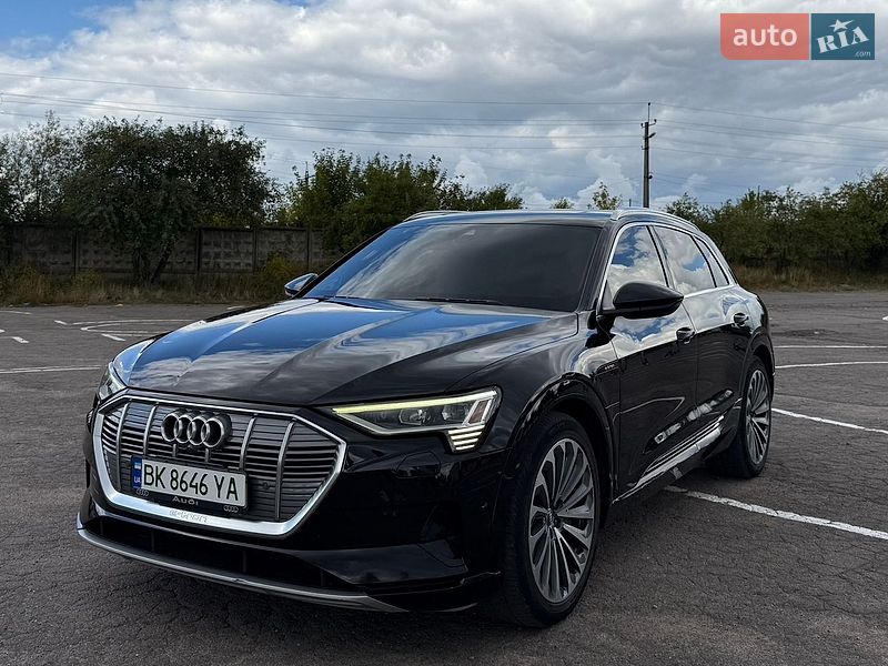 Внедорожник / Кроссовер Audi e-tron 2019 в Ровно