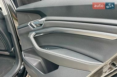 Внедорожник / Кроссовер Audi e-tron 2021 в Ровно