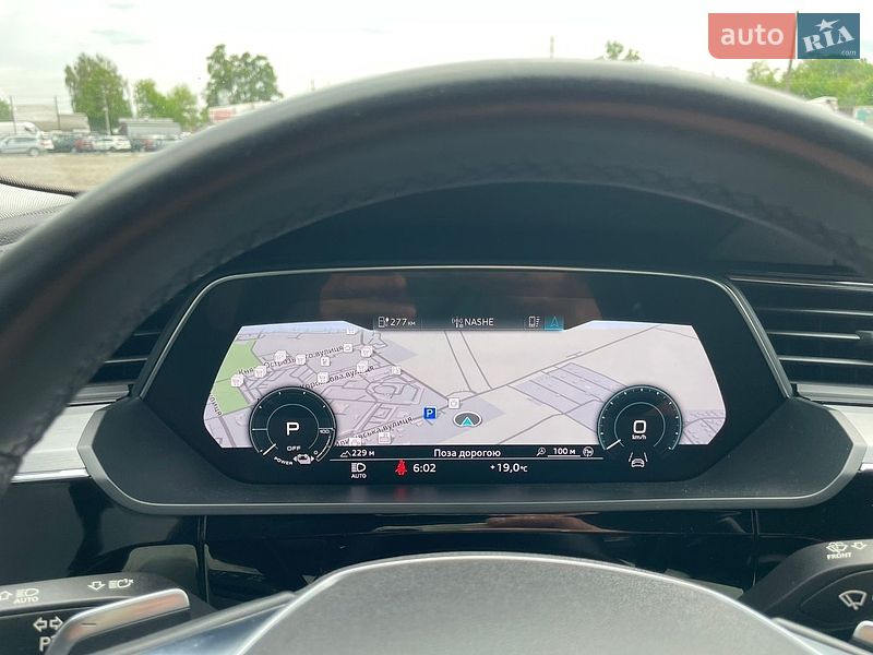 Внедорожник / Кроссовер Audi e-tron 2021 в Ровно