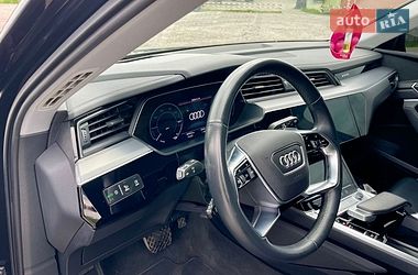 Внедорожник / Кроссовер Audi e-tron 2021 в Ровно