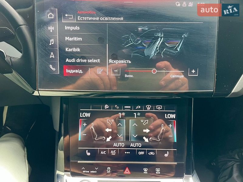 Внедорожник / Кроссовер Audi e-tron 2021 в Ровно