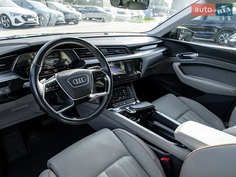 Audi e-tron 2020