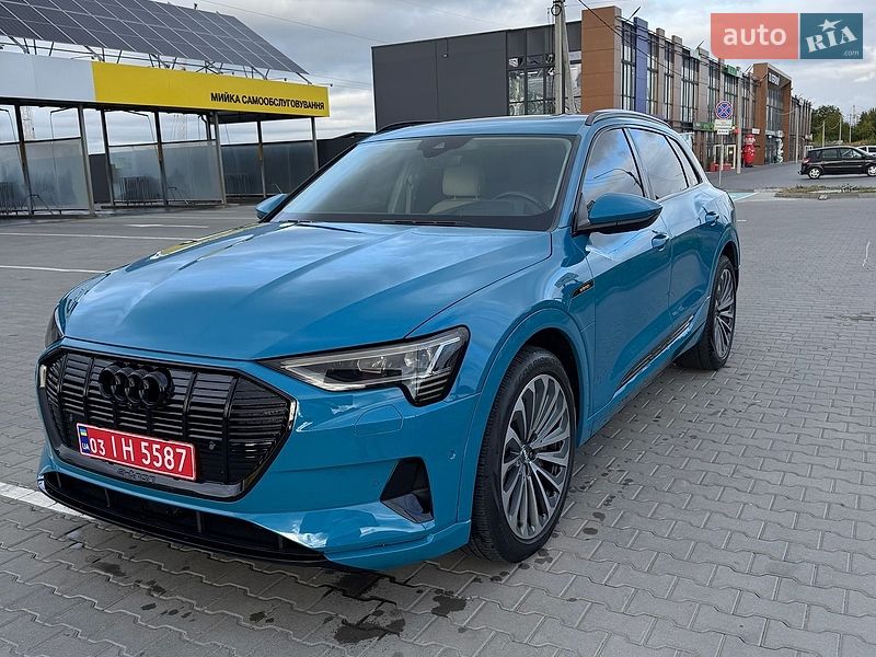 Внедорожник / Кроссовер Audi e-tron 2019 в Луцке