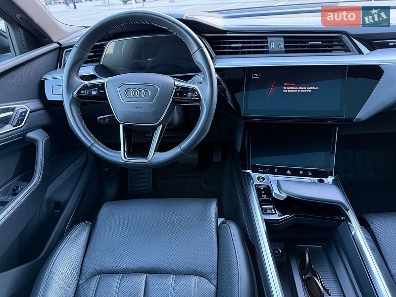 Внедорожник / Кроссовер Audi e-tron 2022 в Киеве