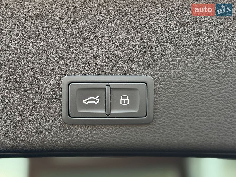 Внедорожник / Кроссовер Audi e-tron 2022 в Киеве
