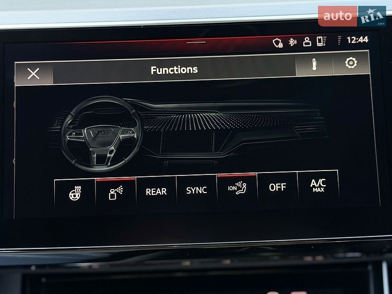 Внедорожник / Кроссовер Audi e-tron 2022 в Киеве