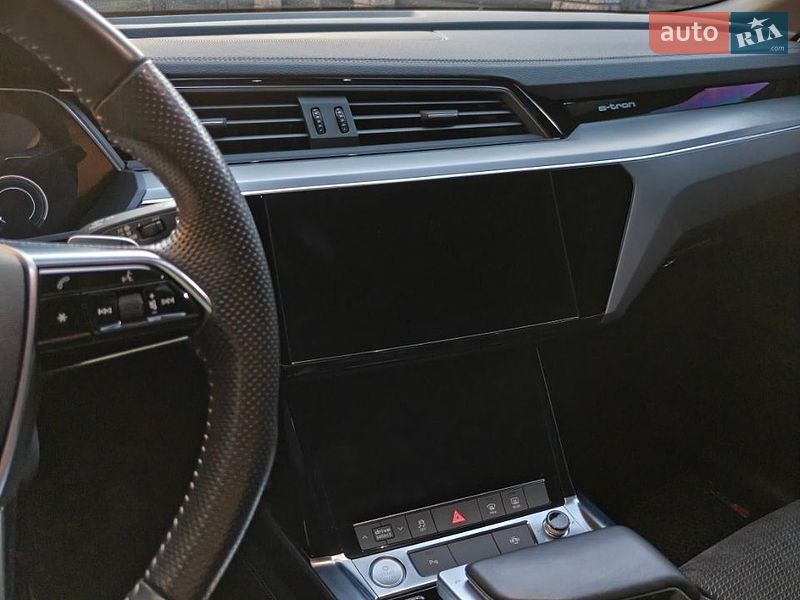 Позашляховик / Кросовер Audi e-tron 2019 в Хмельницькому