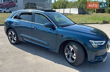 Внедорожник / Кроссовер Audi e-tron 2019 в Днепре