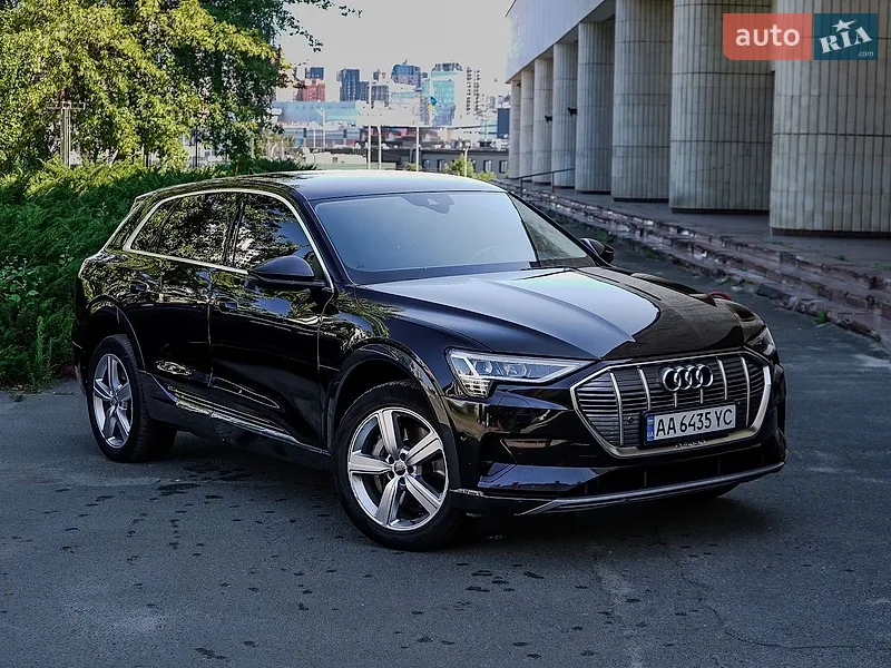 Audi e-tron