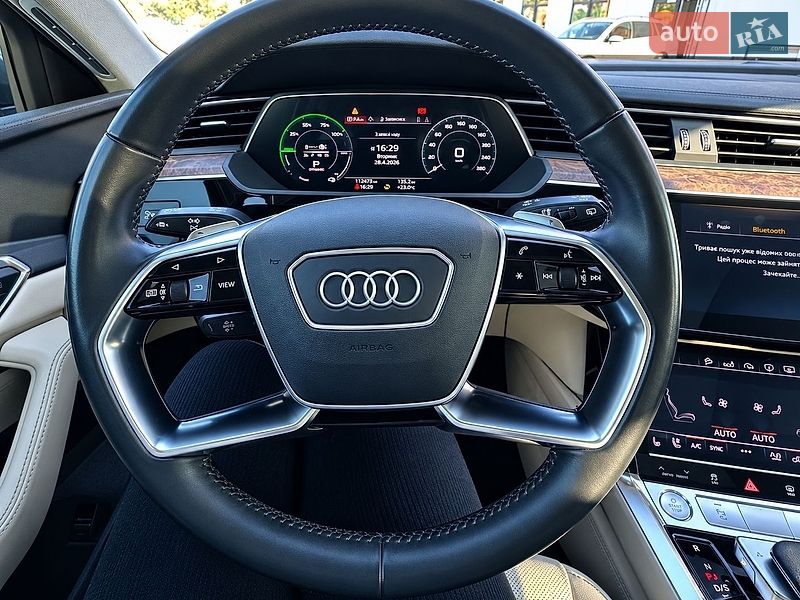 Позашляховик / Кросовер Audi e-tron 2019 в Одесі
