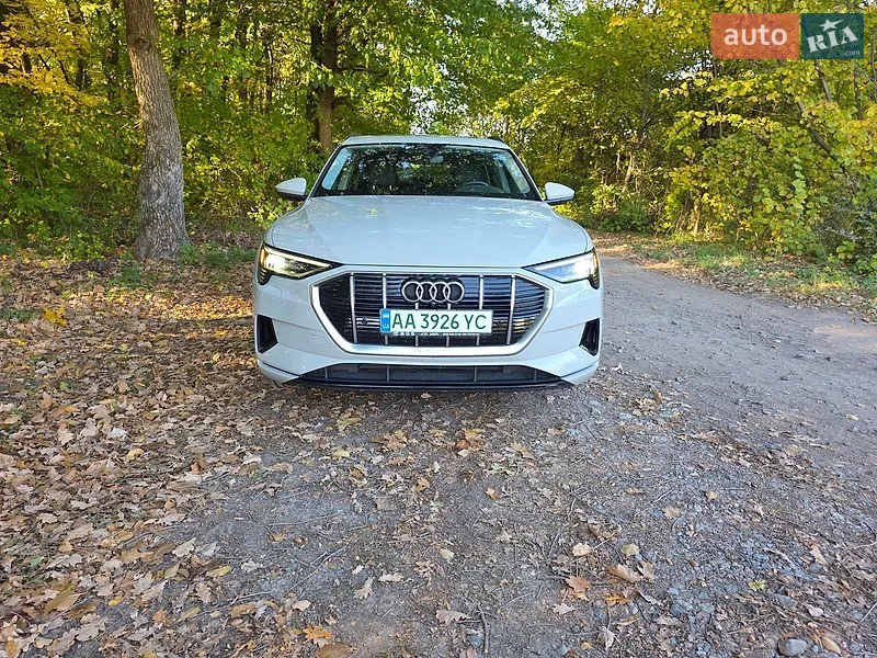 Audi e-tron 2021