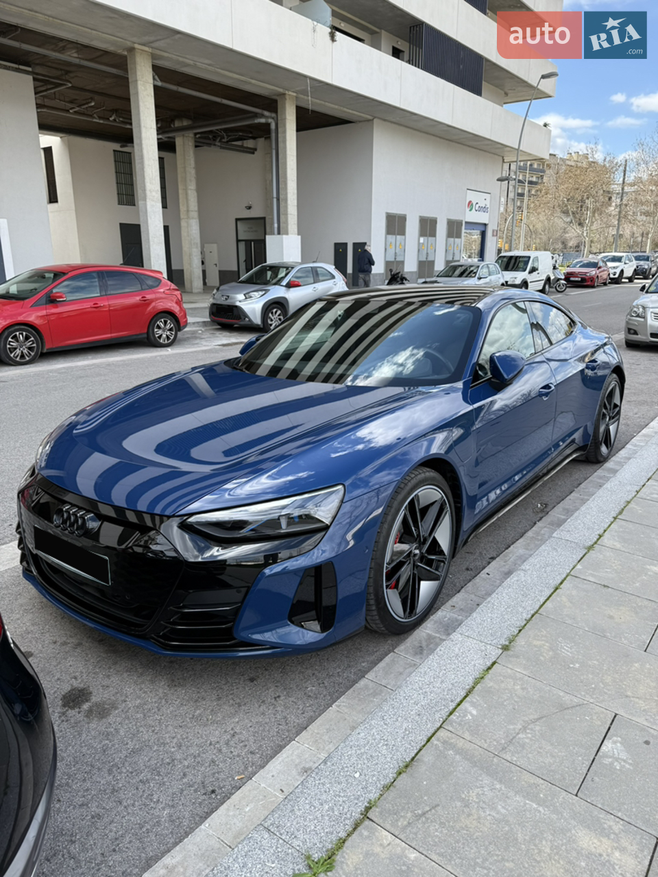 2021 Audi e-tron GT - мініатюра 27
